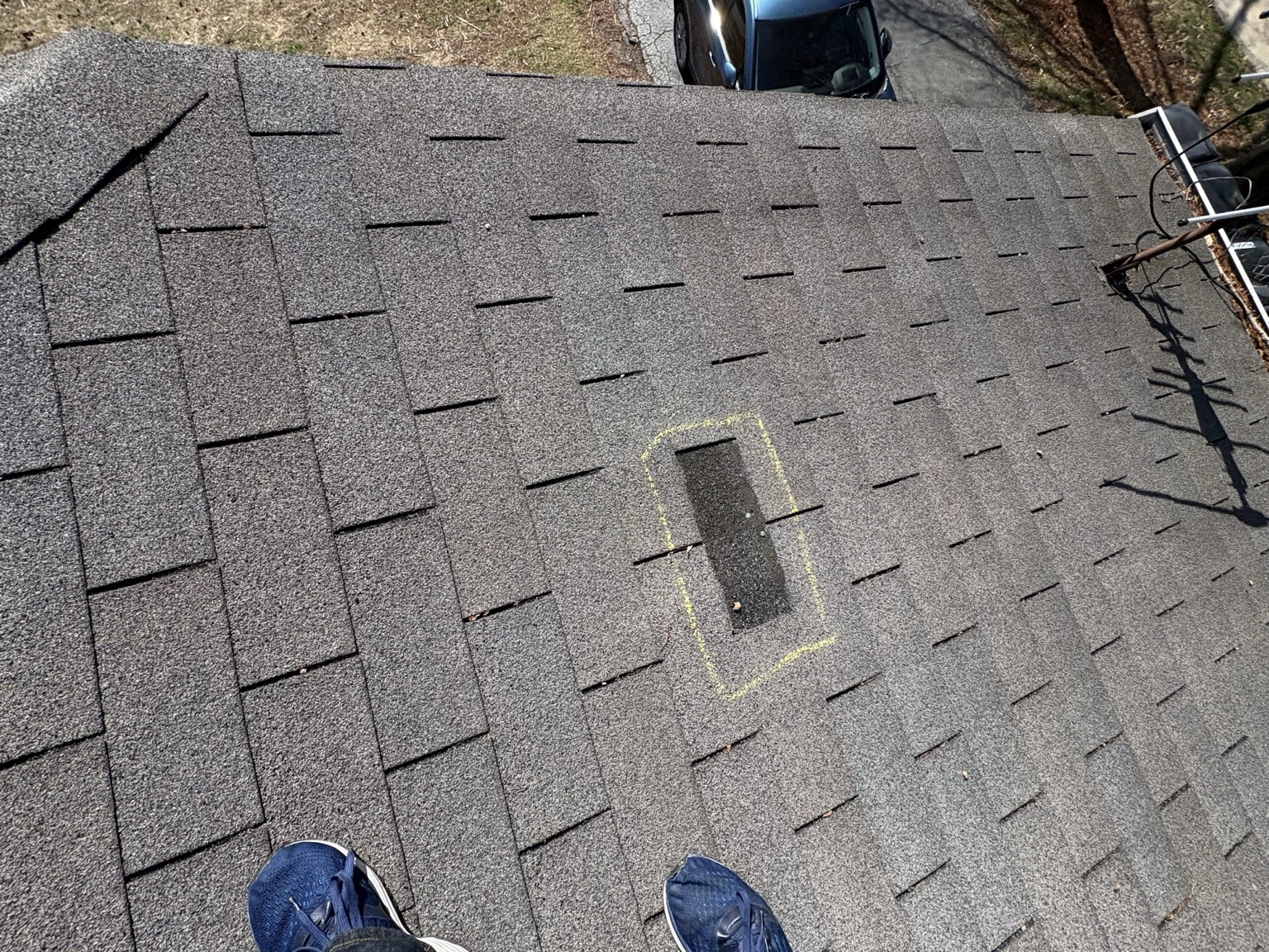 Roof damage detail